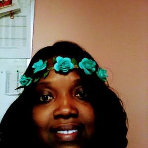 Meet your Posher, Latonya